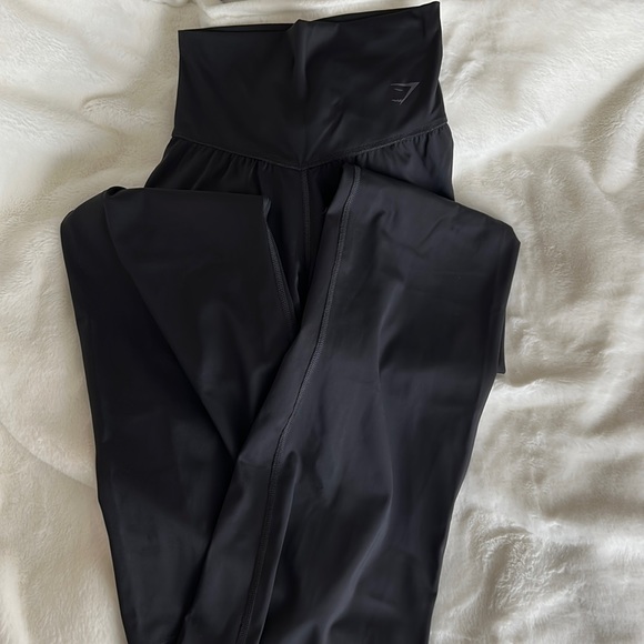 Gymshark elevated flare leggings - Picture 5 of 7